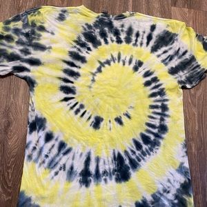 Black and yellow tie-dye Tee